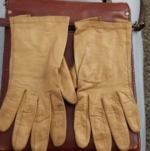 100% silk gloves